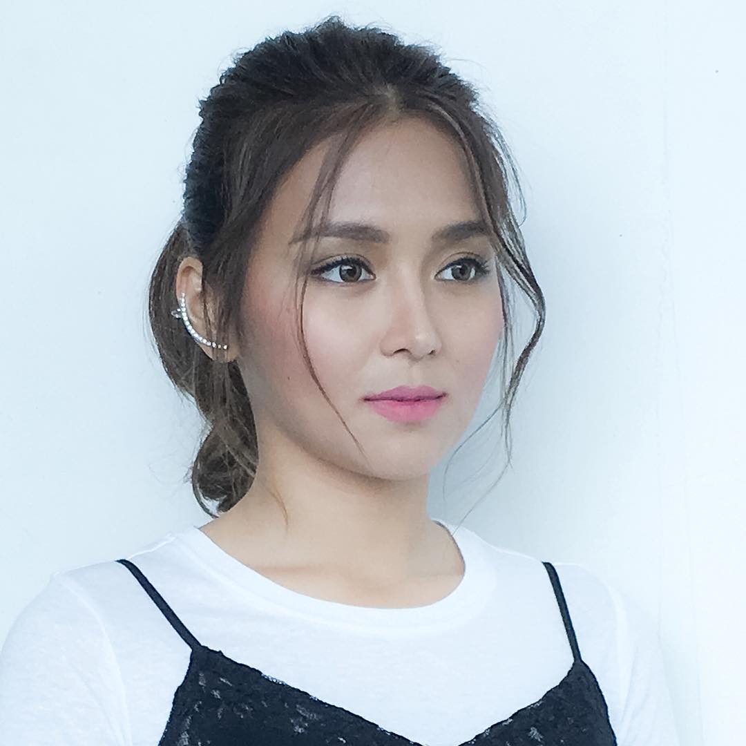 Look 40 Times Kathryn Bernardo Proved That Pinay Beauty Can Captivate The World Abs Cbn